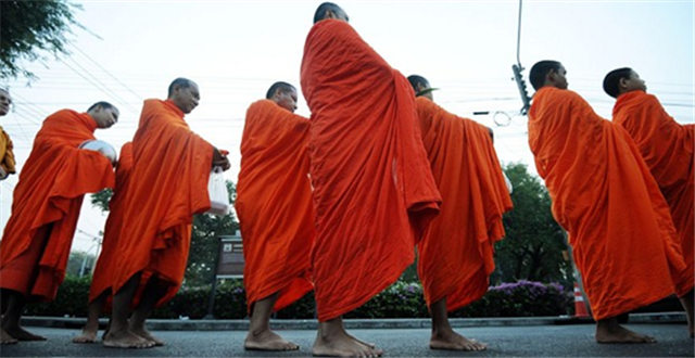 亚马逊出租和尚做法事,惹怒日本佛教徒-雨果网