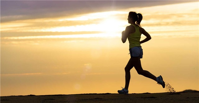 人人爱健身刺激运动鞋需求增长,篮球鞋成为市