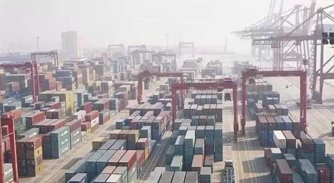 四大集装箱港口出现严重塞港，外贸货代企业须重视避免货物延误！
