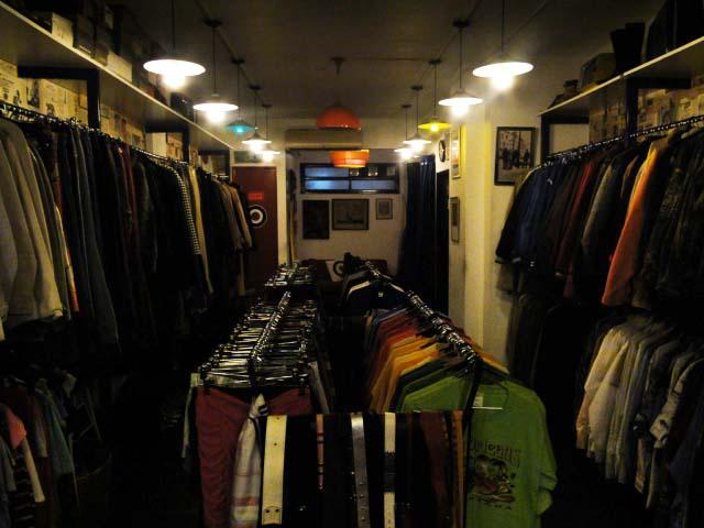 阿根廷：限制进口后商品涨价，二手服装店倍受青睐