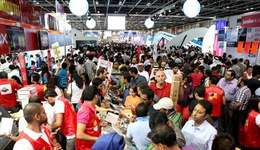 阿联酋古尔邦节迎来购物狂欢，电子产品卖到断货