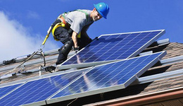 美国公司兴起在屋顶安装太阳能电池板