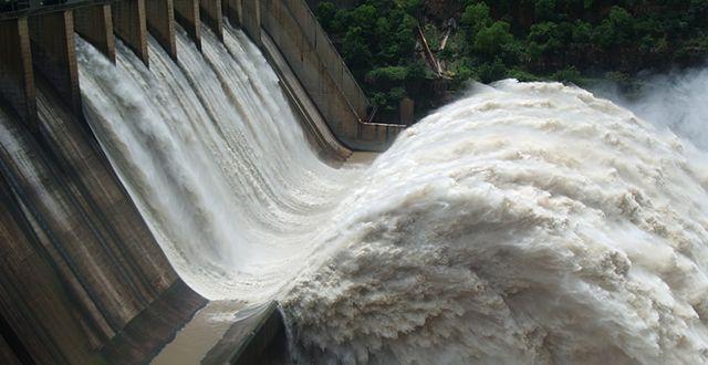 津巴布韦奉行“东看”政策，向中国贷款扩建卡巴里水电站