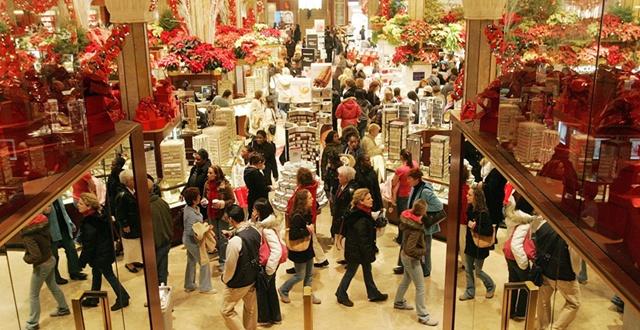 法国人勒紧裤带过圣诞，更愿收到现金作为礼物