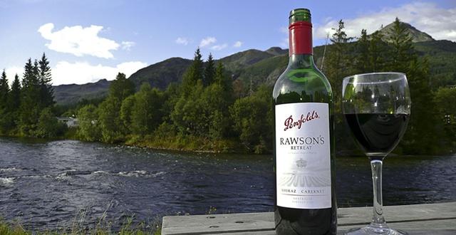 中国“限奢”苦了澳洲红酒