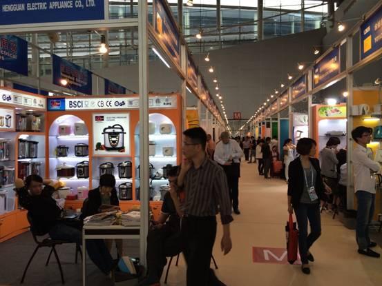 广交会现场报道三：高大上展馆PK抱团模式，小家电区凸显“品牌效应”