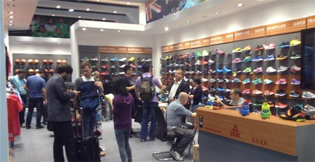 广交会现场报道二十三:中小鞋企库存压力不大,箱包产品同质化高 广交会现场报道二十三:中小鞋企库存压力不大,箱包产品同质化高