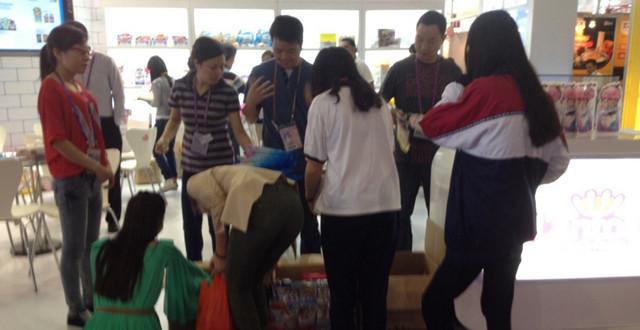 廣交會現(xiàn)場報道二十六：落幕之日人去樓空，外企借機甩賣展品