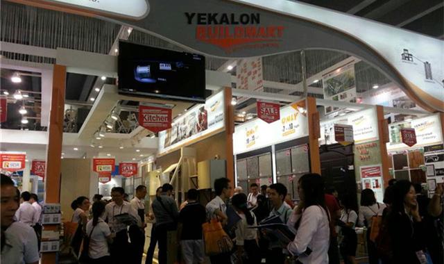 广交会:首日上午机械汽配等展区火爆 广交会:首日上午机械汽配等展区火爆