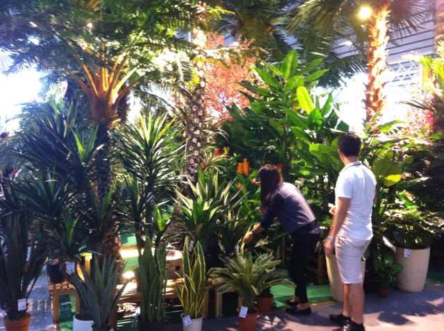 广交会：二期严防埃博拉，装饰品纷纷上架