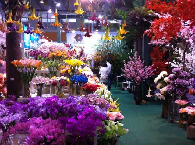 广交会：二期严防埃博拉，装饰品纷纷上架