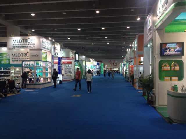 广交会：阿拉伯女性对化妆品、提包等产品很讲究