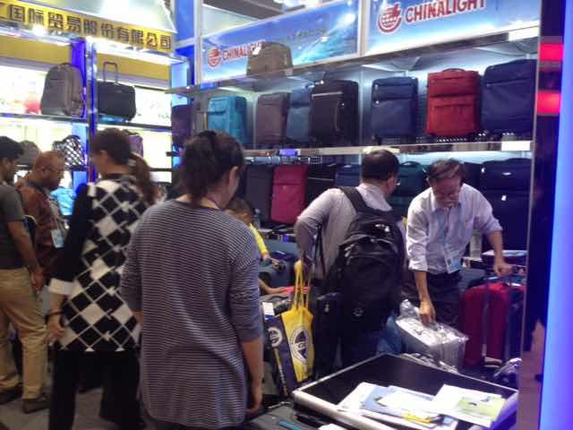 116届广交会圆满落幕，展商撤展甩卖样品