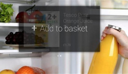 英國樂購?fù)瞥龉雀柩坨R應(yīng)用，簡(jiǎn)單口令和動(dòng)作可將商品加入購物車