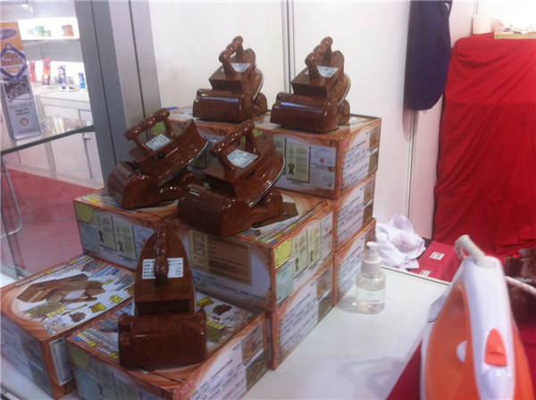 117届广交会现场报道④：国内外商家产品各有千秋，农用翻地机造型也卖萌