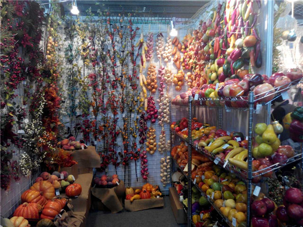 117屆廣交會現(xiàn)場報道⑧：工藝品款式眾多，栩栩如生難辨真假