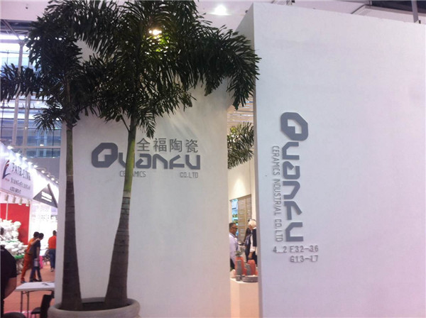 117屆廣交會現(xiàn)場報道⑧：工藝品款式眾多，栩栩如生難辨真假