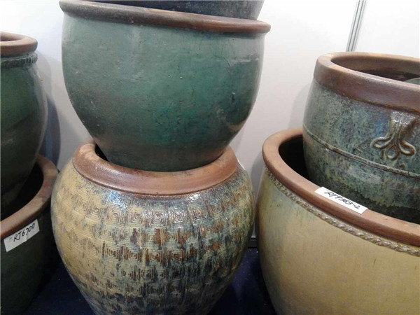 117届广交会现场报道⑩：厨具展区人气爆棚，中国风仿古“大缸”引人围观