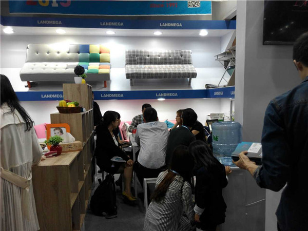 117届广交会现场报道⑭：古木家具演绎中国韵味，二期尾声商家火力全开