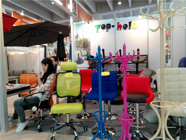 117届广交会现场报道⑭：古木家具演绎中国韵味，二期尾声商家火力全开