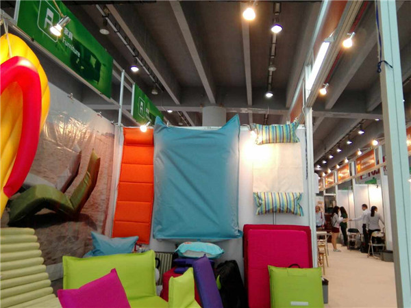 117届广交会现场报道⑭：古木家具演绎中国韵味，二期尾声商家火力全开