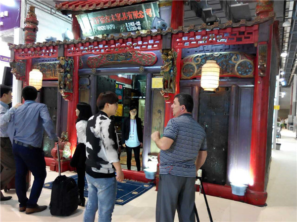 117届广交会现场报道⑭：古木家具演绎中国韵味，二期尾声商家火力全开