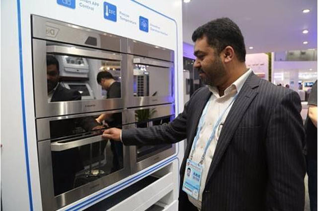 广交会的新奇与拉风：智能厨具爱上朋友圈，海尔空调能“洗澡”