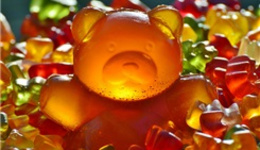 竞选新花样：德国选择党（AfD）在线出售橡胶熊软糖