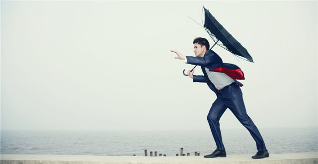 实体店开不下去了？周大福将门店变为电商订单物流处理中心