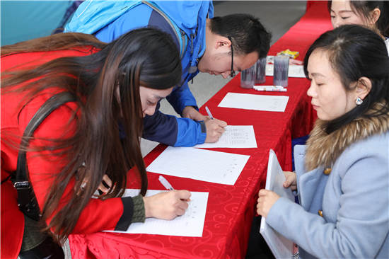 【苏州2016亚马逊大卖家年度峰会】传统转型跨境电商，比你想象中容易