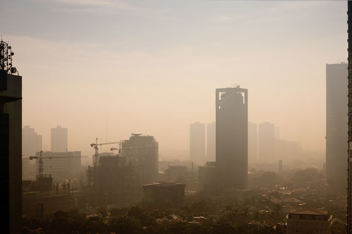 【海外奇葩新品】“霾”伏之下，中国人如何自救？