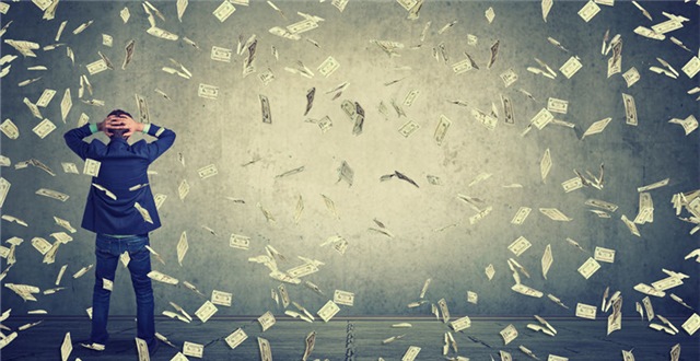 吹了个牛，亚马逊被加拿大罚款100万？