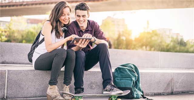 “运营亚马逊”热度首超“快速致富”，2017全球卖家最关心5大问题解读