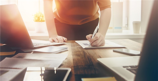 雨果网“选品大会”：近7000专业卖家明日亲赴深圳，工厂与平台解读2017选品趋势