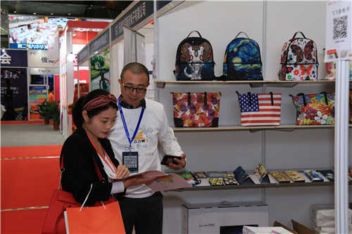 图文直击2017CCEE（深圳）雨果网选品大会，火爆的何止干货！