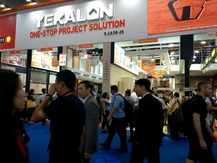 121届广交会图文报道：瓷砖展商冷暖不均，价格战硝烟依旧