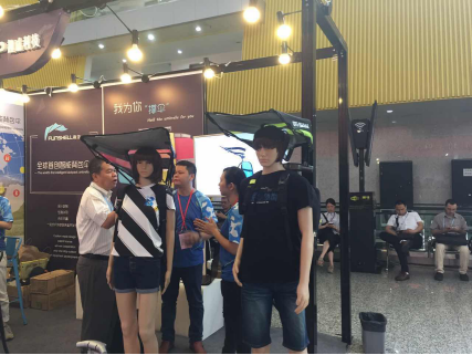 121届广交会图文报道：新奇亮眼产品吸引八方客，户外产品备受青睐