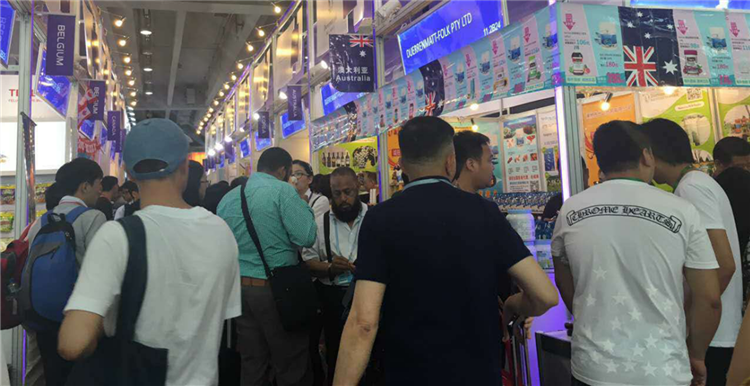 121届广交会图文报道：户外用品畅销欧美，传统外贸企业愿为跨境电商供货