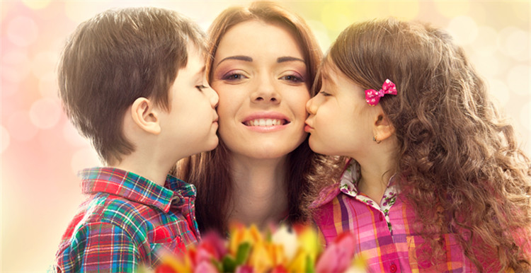 从母亲节看跨境电商温情促销，哪款更值得拥有？