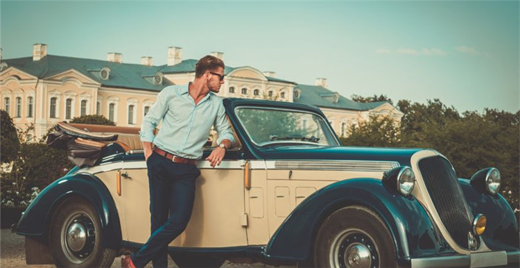 男装也要闹革命！连身裤或引流行新趋势