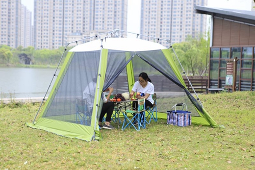 雨果网“选品大会”展商秀：户外热潮催生出口商机，自主品牌仍是最佳“药剂”