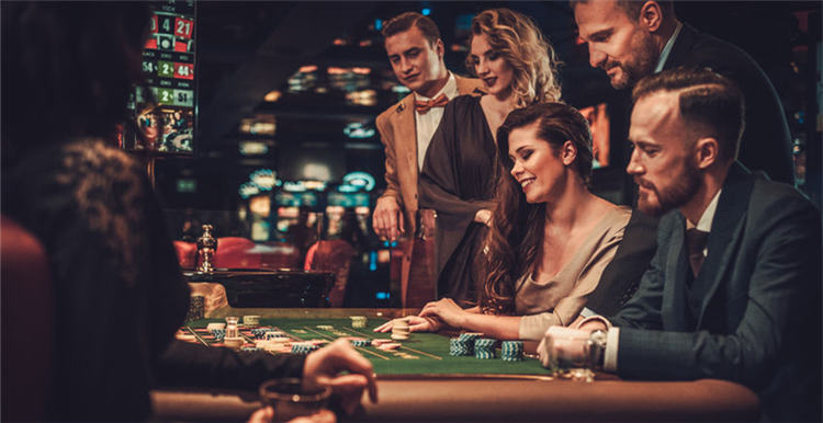 发光运动鞋、便捷帐篷……今年沃尔玛竟然将赌注压在这些产品上