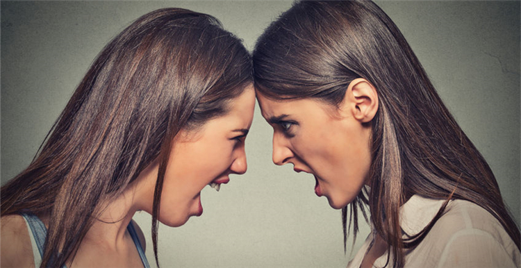 京东开展出口业务，猫狗大战正式从国内延续到海外？！