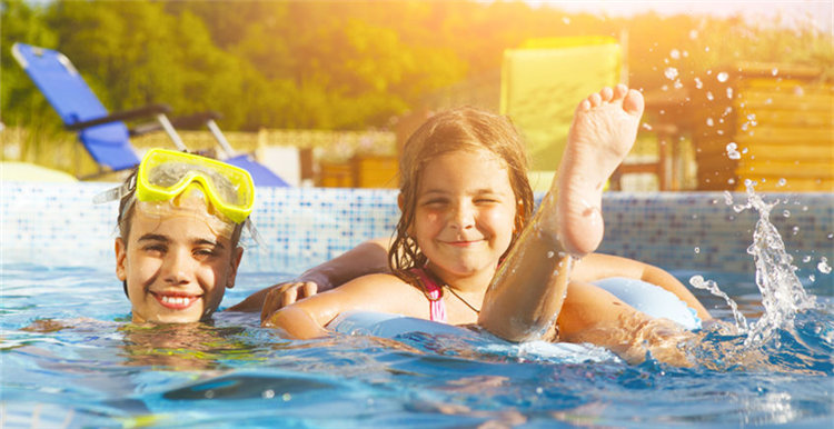 一款30英镑的家庭充气游泳池在英国被疯抢,究竟有何独特之处? 一款30英镑的家庭充气游泳池在英国被疯抢,究竟有何独特之处?