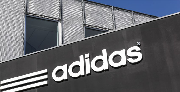 阿迪达斯Q1美国销售额增长31%，凭借这一“秘密武器”力压耐克和安德玛