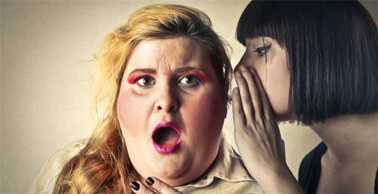 英国服装品牌Primark推出ITV2系列T恤，竟使粉丝在eBay上5倍原价抢购