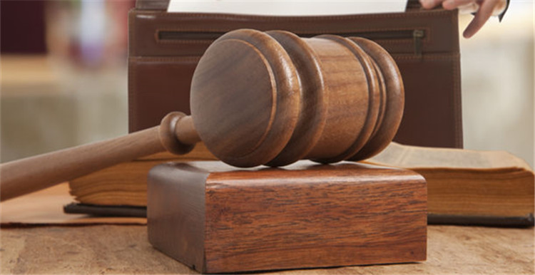 亚马逊再度面临官司，被指控允许卖家销售假冒Fuse Chicken数据线