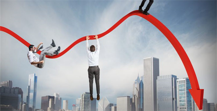 英国消费持续低迷，服装家居首当其冲