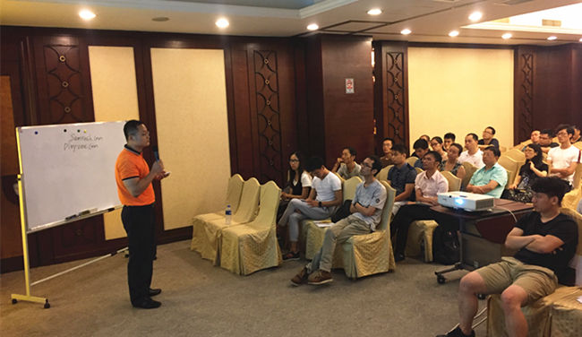 亚马逊服装出口的品牌化策略，行业大佬现场都说清楚了