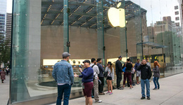 尴尬！iPhone 8在亚洲和澳洲开售遇冷：北京苹果商店只有4个人排队